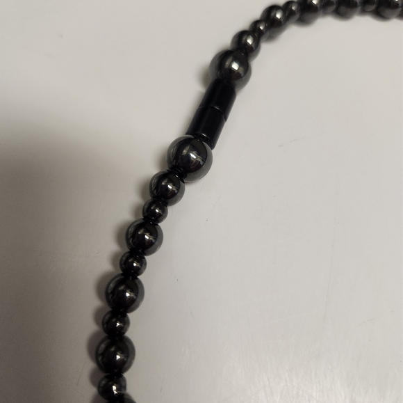 Necklace-Magnetic Therapy Jewelry (Unisex) - Picture 3 of 7